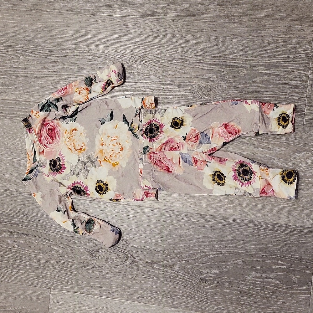Posh Peanut lounge set